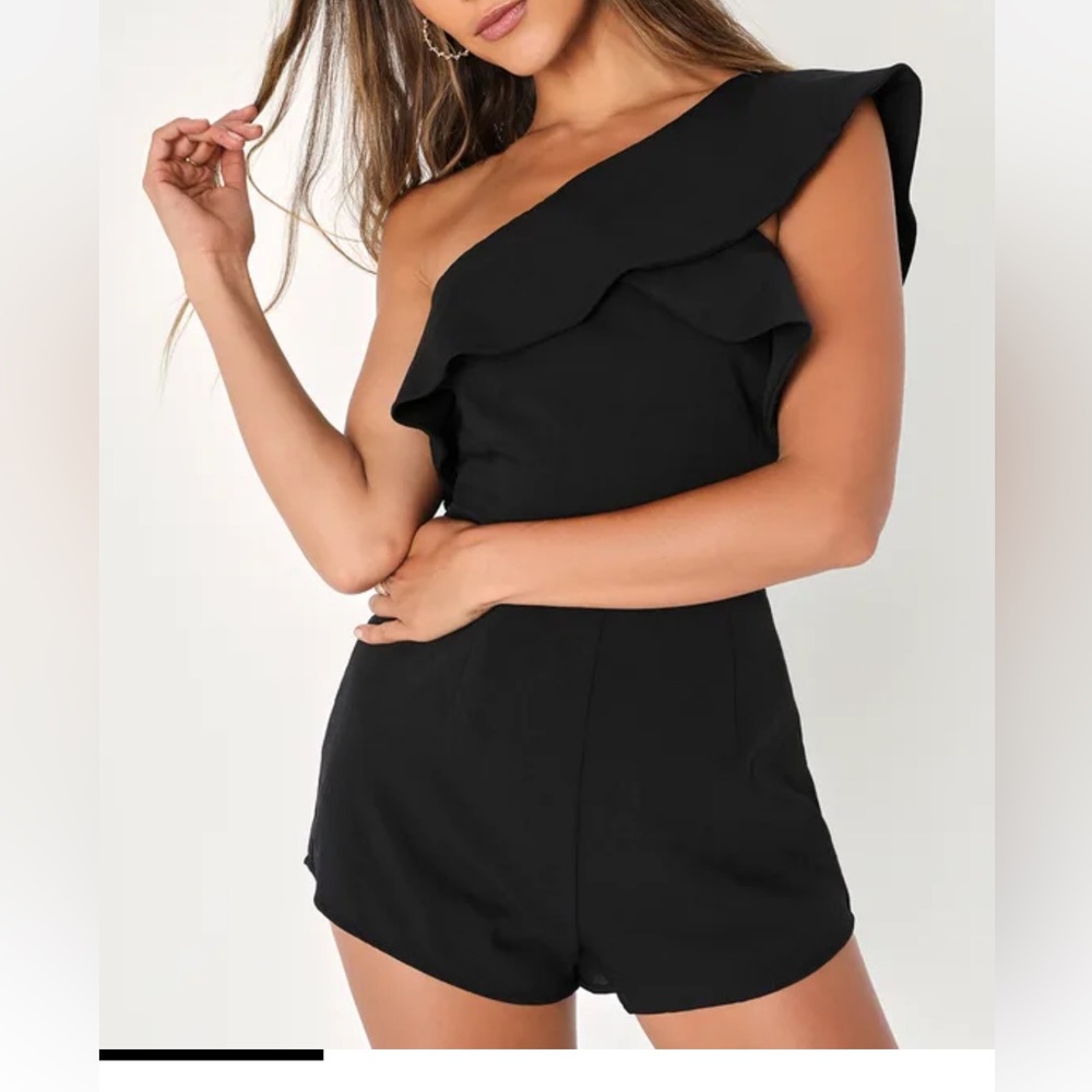 Black One-Shoulder Romper